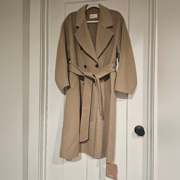 Women's Double-Breasted Coat - Picture 8 of 13